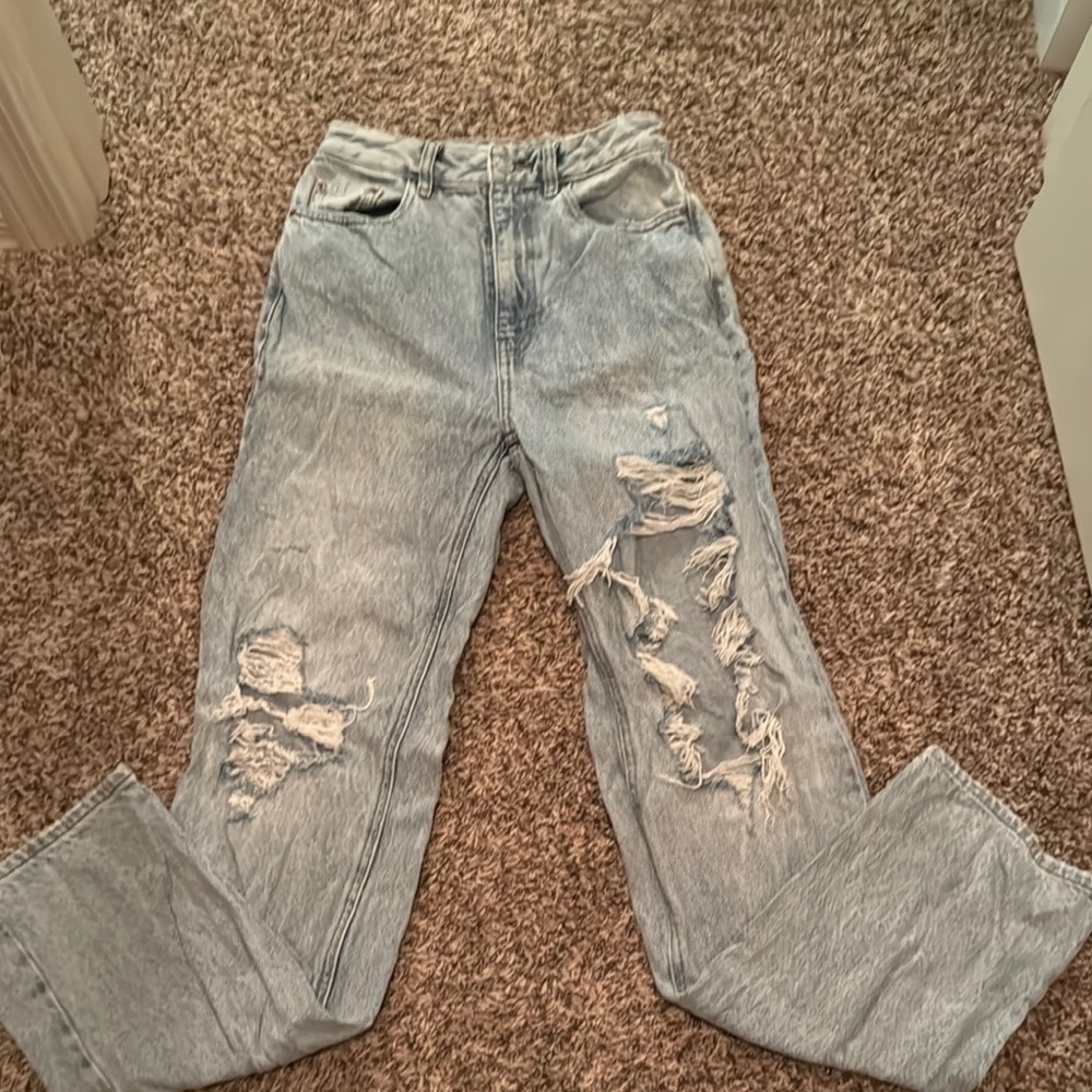 Distressed Light Blue Jeans